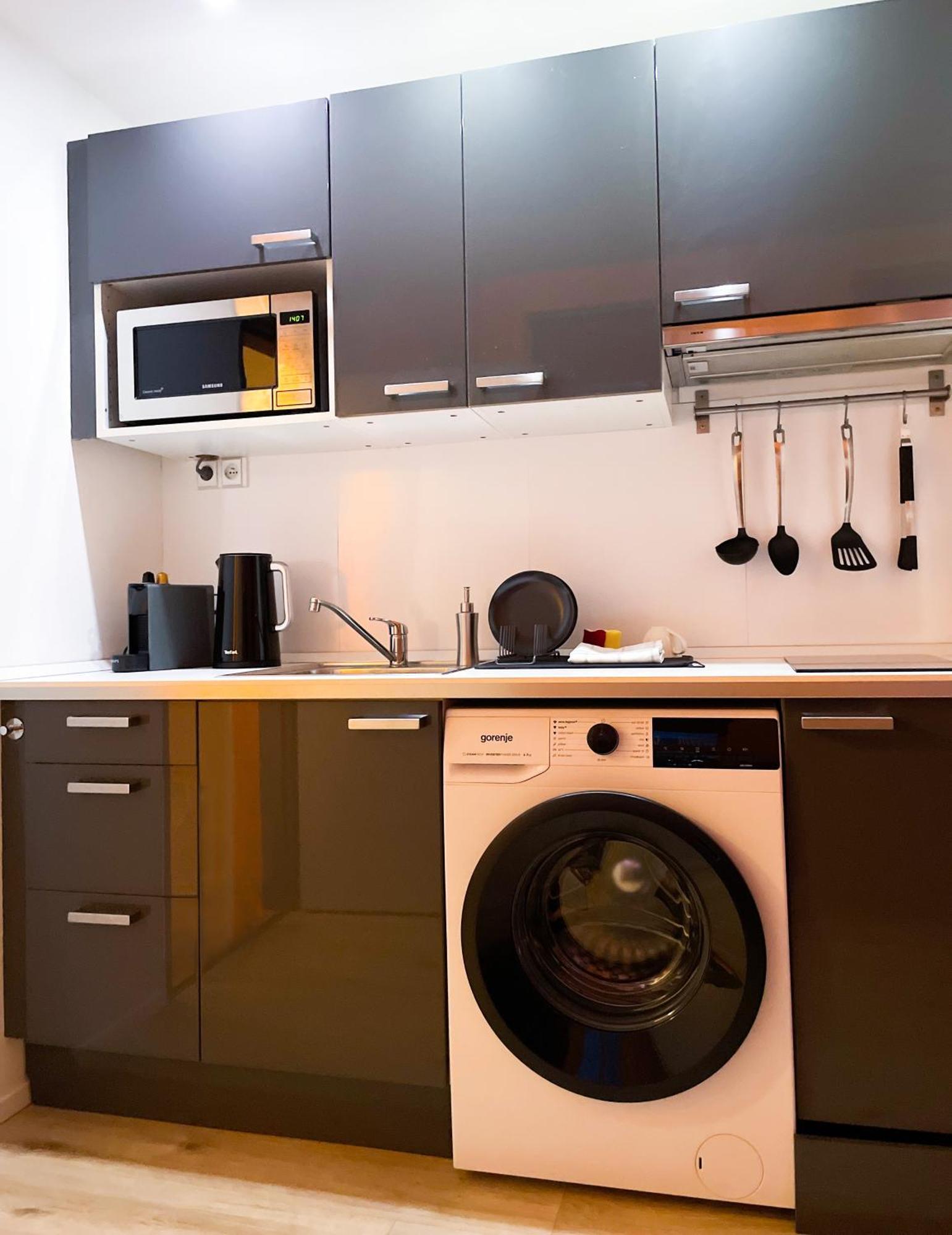 Loft Maniny By Urban Apartments Prague Ngoại thất bức ảnh