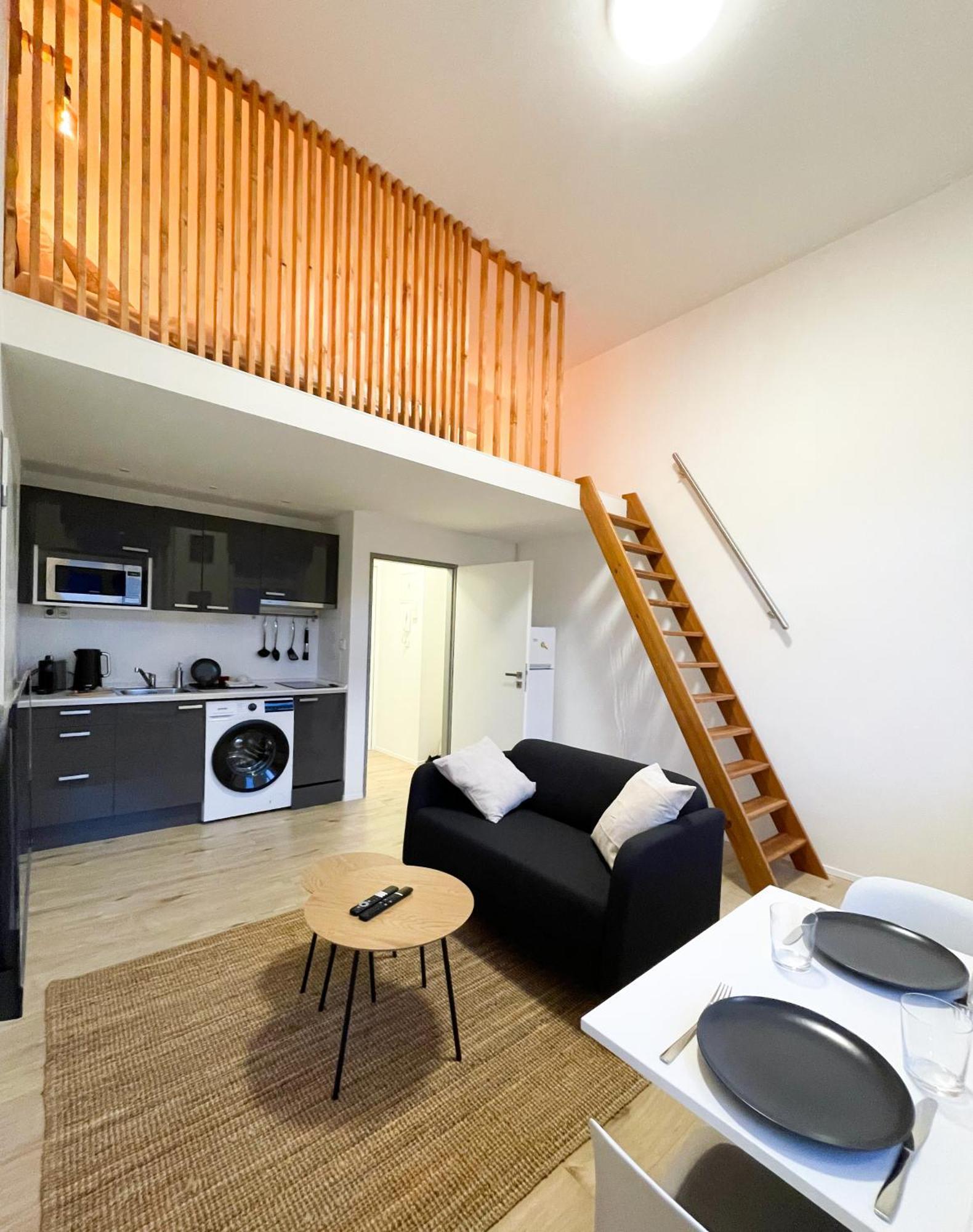 Loft Maniny By Urban Apartments Prague Ngoại thất bức ảnh