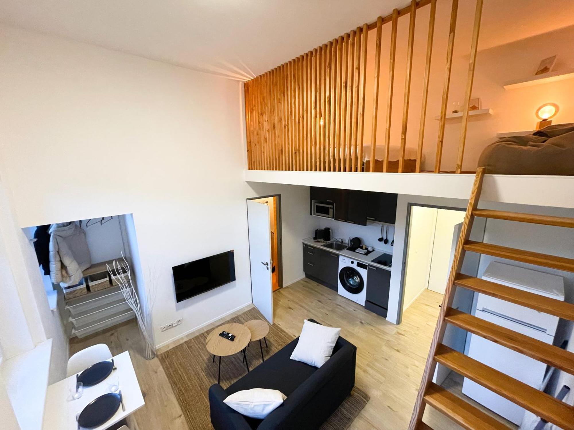 Loft Maniny By Urban Apartments Prague Ngoại thất bức ảnh
